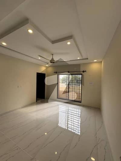 2300 Square Feet Flat for sale in Cantt