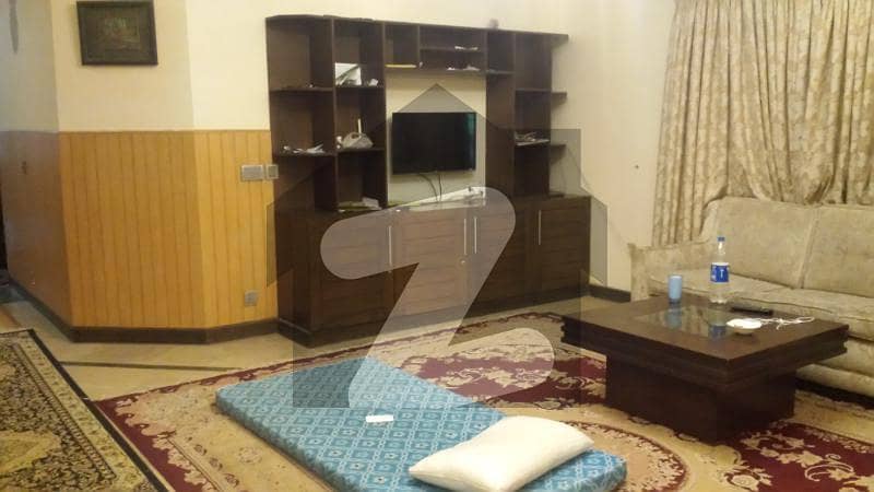 HOUSE FOR RENT IN F-6 HOUSE FOR RENT IN F-6