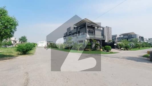 TOP LOCATION 1 Kanal Plot For Sale In AWT PHASE2