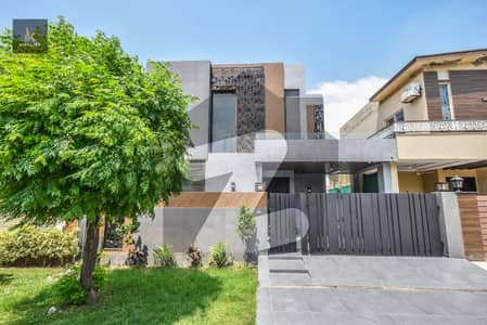 10 Marla Modern Design Luxury House Available For Sale