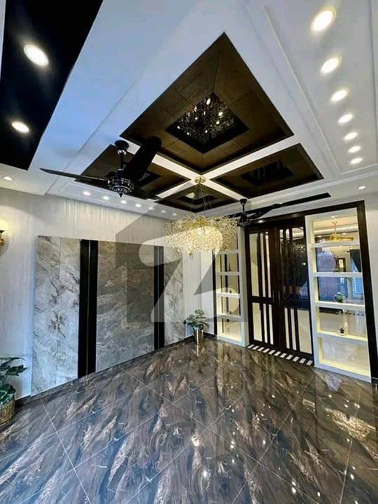 BEAUTIFUL HOUSE FOR SALE AVAILABLE BEAUTIFUL HOUSE FOR SALE AVAILABLE
