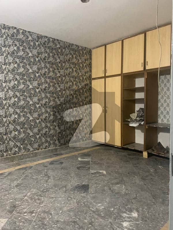 2 Bed Flat Available For Rent 2 Bed Flat Available For Rent