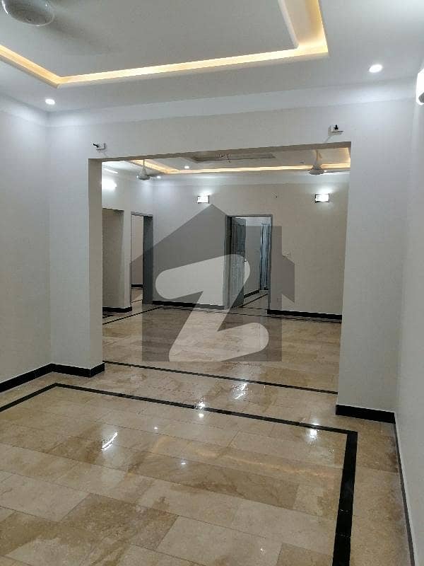 30x60 Ground Portion FOR Rent G13 /2 30x60 Ground Portion FOR Rent G13 /2