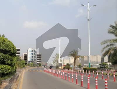 ڈی ایچ اے فیز 8 - بلاک ٹی فیز 8,ڈیفنس (ڈی ایچ اے),لاہور میں 2 کنال رہائشی پلاٹ 13.5 کروڑ میں برائے فروخت۔