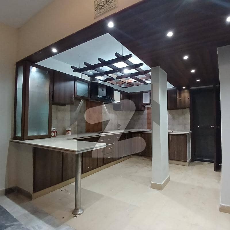 3-Bedroom Corner House For Sale In Naved Bungalows, Block 17, Gulistan-E-Johar 3-Bedroom Corner House For Sale In Naved Bungalows, Block 17, Gulistan-E-Johar