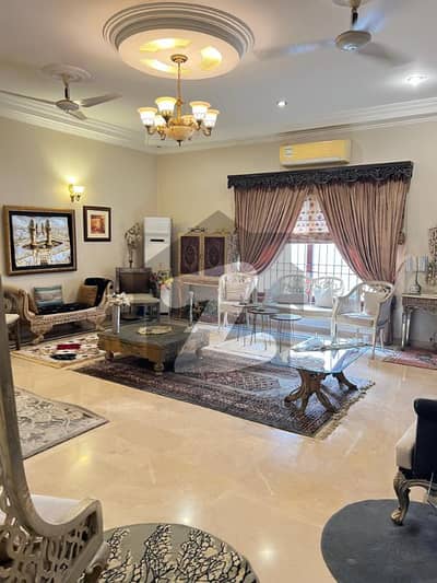 ڈی ایچ اے فیز 8 ڈی ایچ اے ڈیفینس,کراچی میں 4 کمروں کا 1 کنال مکان 4.25 لاکھ میں کرایہ پر دستیاب ہے۔ ڈی ایچ اے فیز 8 ڈی ایچ اے ڈیفینس,کراچی میں 4 کمروں کا 1 کنال مکان 4.25 لاکھ میں کرایہ پر دستیاب ہے۔