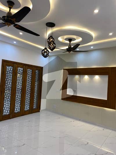 10M BRAND NEW HOUSE AVAILABLE FOR RENT