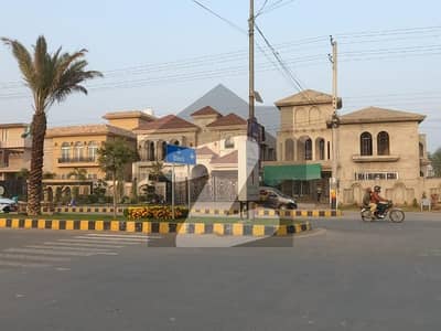 Prime Location Residential Plot For sale In Rs. 8200000