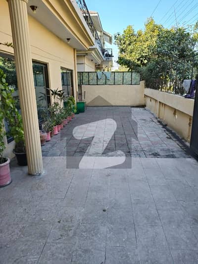 A Prime Location 10 Marla House Located In Chaklala Scheme 3 Is Available For sale