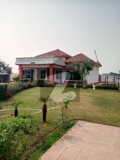Lavish Farmhouse For Sale