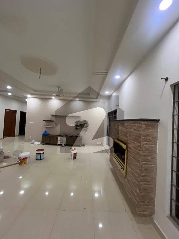 Beautiful Upper Portion In Best Location Beautiful Upper Portion In Best Location