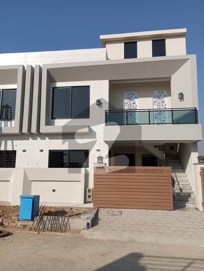 جناح گارڈنز ایف ای سی ایچ ایس,اسلام آباد میں 5 کمروں کا 6 مرلہ مکان 2.6 کروڑ میں برائے فروخت۔