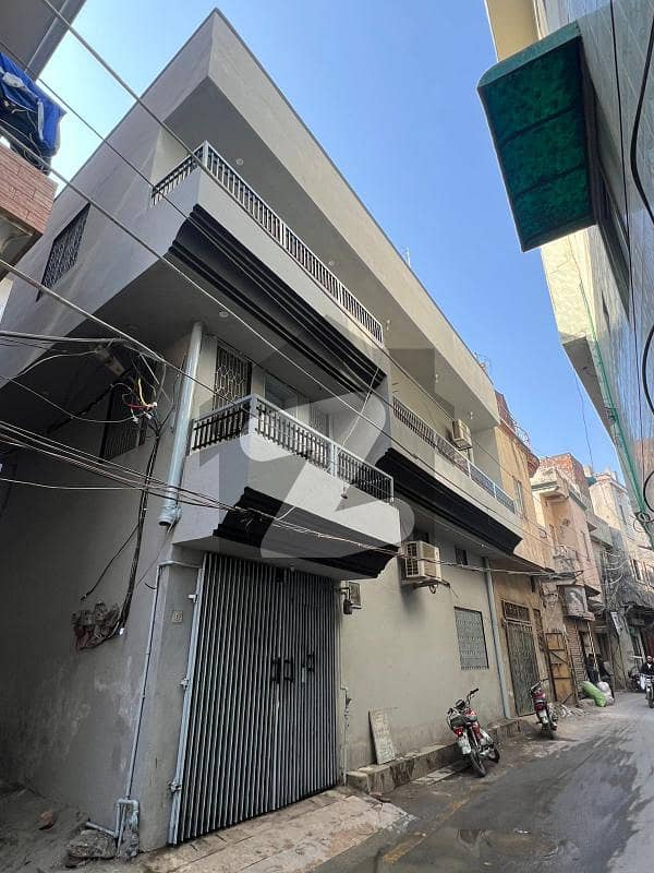 Beautiful 5 Marla Corner Triple -Storey Beautiful 5 Marla Corner Triple -Storey