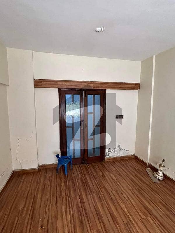 Flat Available For Sale Flat Available For Sale