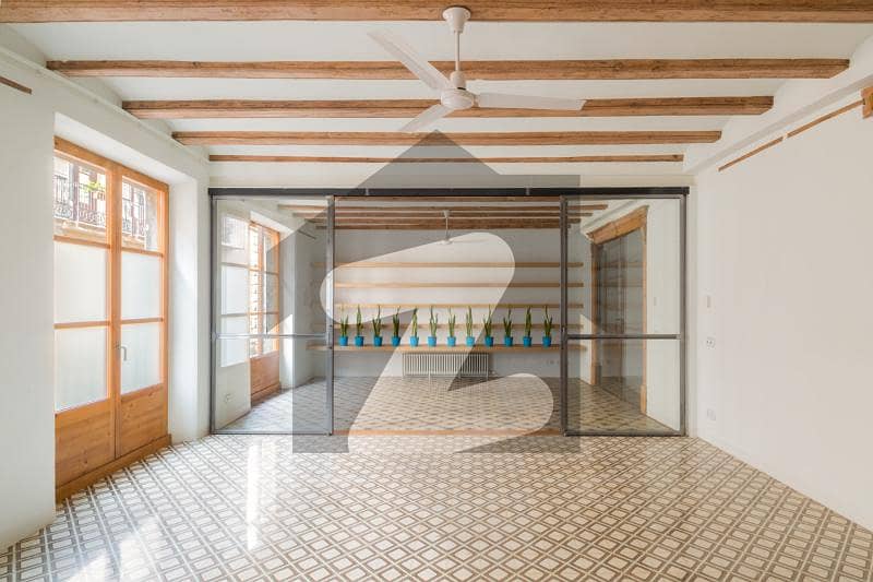 Prime Unit For Sale In F-7 Markaz Prime Unit For Sale In F-7 Markaz