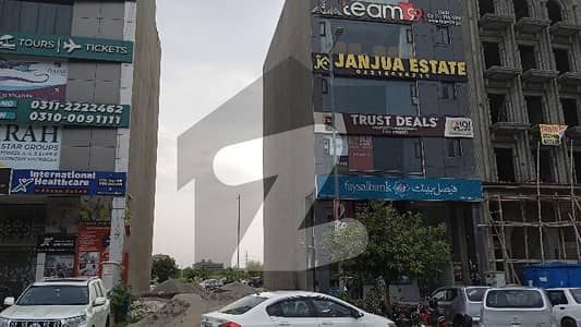 ڈی ایچ اے فیز 6 ڈیفنس (ڈی ایچ اے),لاہور میں 8 مرلہ کمرشل پلاٹ 40.0 کروڑ میں برائے فروخت۔