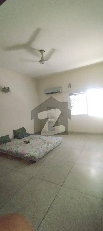 Upper Portion In DHA Phase 3 Prime Location Upper Portion In DHA Phase 3 Prime Location