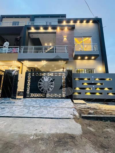 5 MARLA BRAND NEW MODERN AND ELEGANT HOUSE FOR SALE IN CLOSE TO WAPDA TOWN