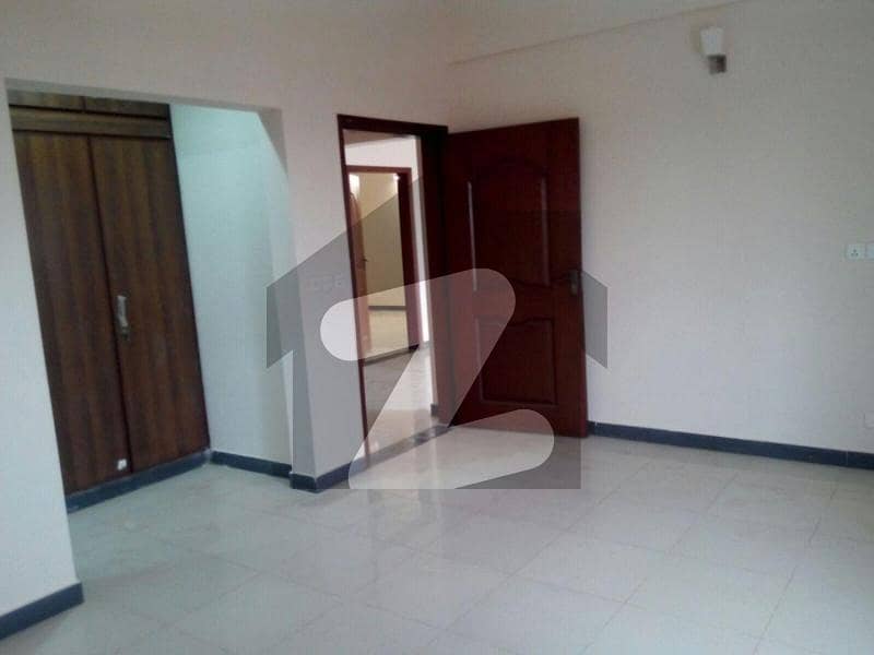 2300 Square Feet Flat In Askari 5 2300 Square Feet Flat In Askari 5