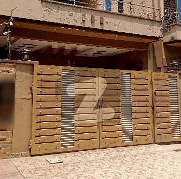 Marghzar Officers Colony House For rent Sized 10 Marla