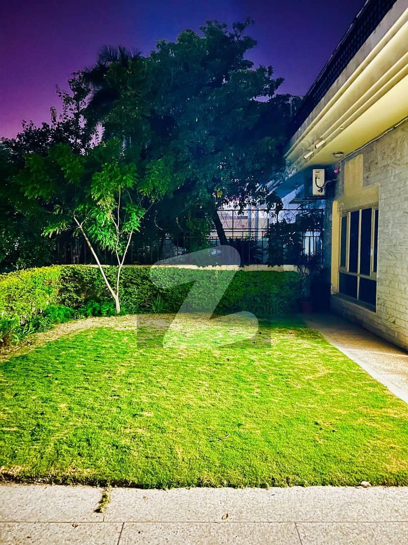 F-10/4 House For Sale F-10/4 House For Sale