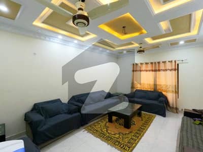 جوبلی ٹاؤن ۔ بلاک ڈی جوبلی ٹاؤن,لاہور میں 6 کمروں کا 7 مرلہ مکان 2.4 کروڑ میں برائے فروخت۔
