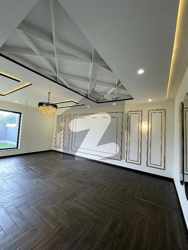Luxury House In VIP Location Canal Road For Sale Luxury House In VIP Location Canal Road For Sale