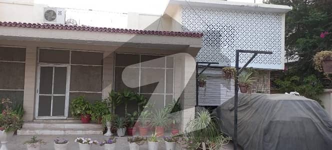1000 Sq Yd Old Single Story Bungalow For Sale On Prime Location Of DHA Phase 1 1000 Sq Yd Old Single Story Bungalow For Sale On Prime Location Of DHA Phase 1