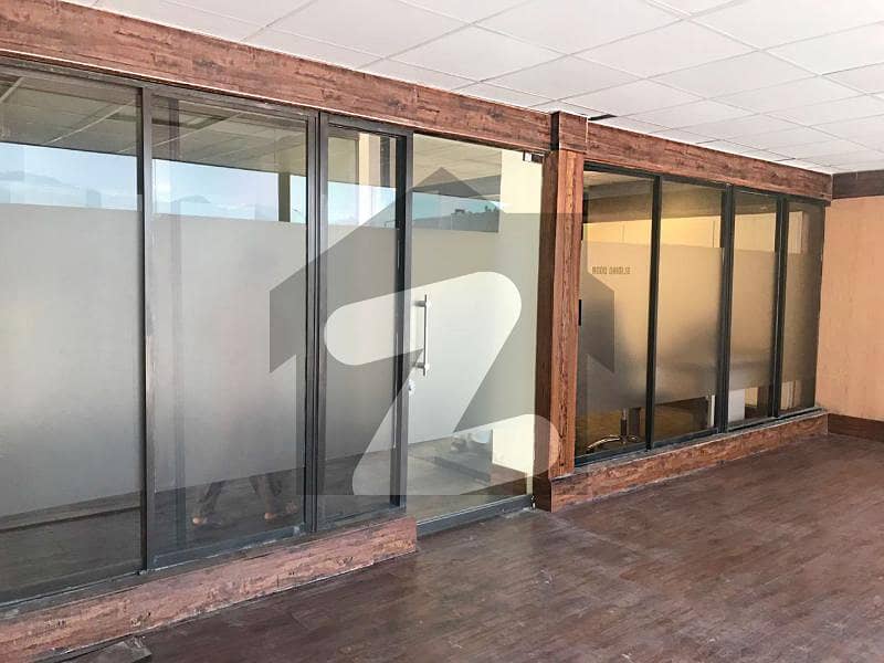 Unit For Sale In High Traffic Area Unit For Sale In High Traffic Area