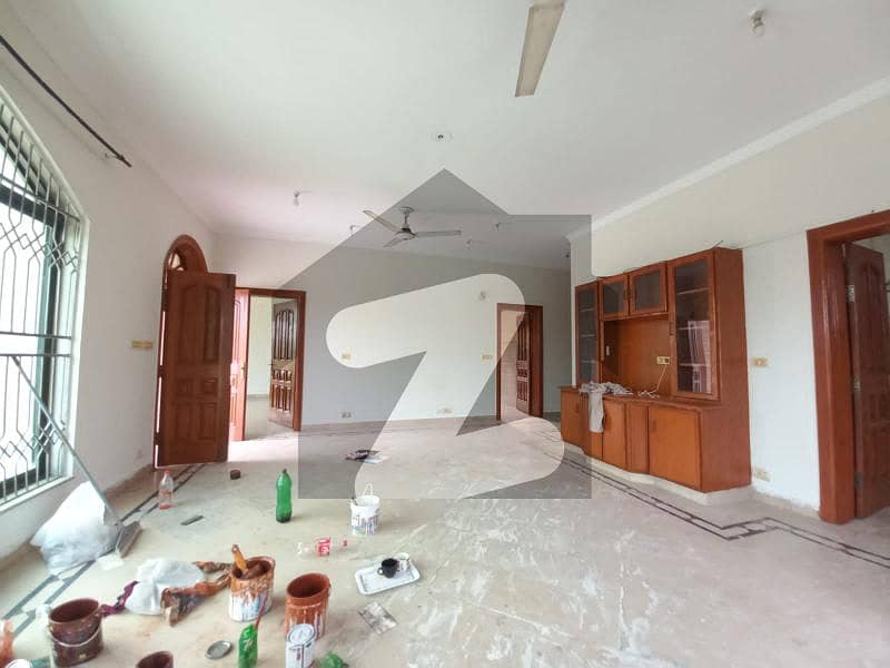 LOWER PORTION LOCK UPPER PORTION AVAILABLE FOR RENT IN DHA PHASE 3 LOWER PORTION LOCK UPPER PORTION AVAILABLE FOR RENT IN DHA PHASE 3