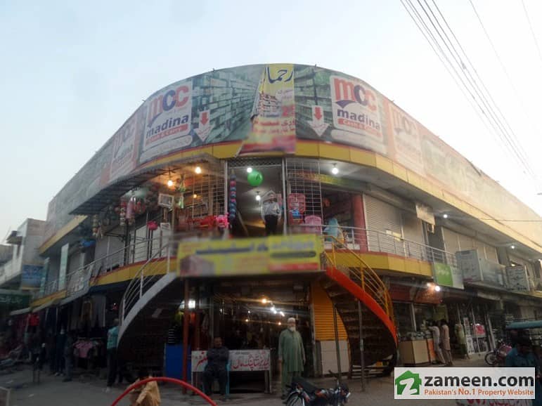 1st Floor Shop Is Available For Sale In Chah Miran