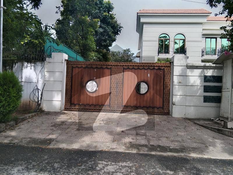 UPPER PORTION FOR RENT IN F-7 UPPER PORTION FOR RENT IN F-7