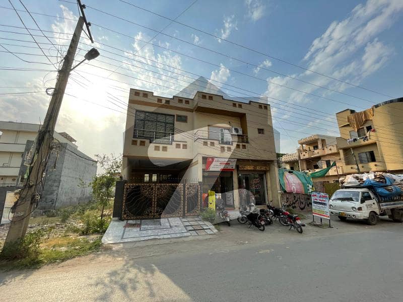 سبزہ زار سکیم لاہور میں 3 کمروں کا 10 مرلہ مکان 3.75 کروڑ میں برائے فروخت۔ سبزہ زار سکیم لاہور میں 3 کمروں کا 10 مرلہ مکان 3.75 کروڑ میں برائے فروخت۔