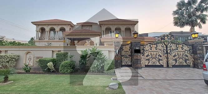 1 Kanal Spanish Design Well Maintained Bungalow For Sale At Prime Location Of DHA Lahore Near To Park Masjid & Commercial Market. 1 Kanal Spanish Design Well Maintained Bungalow For Sale At Prime Location Of DHA Lahore Near To Park Masjid & Commercial Market.