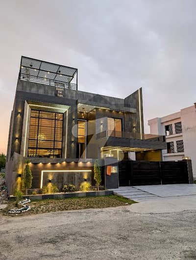 Discover This Stunning 1-Kanal Designer Home Now Available For Sale Demand Only 625 Lac Negotiable Contact