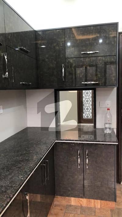 بینکرس ایوینیو کوآپریٹو ہاؤسنگ سوسائٹی لاہور میں 3 کمروں کا 5 مرلہ مکان 1.6 کروڑ میں برائے فروخت۔