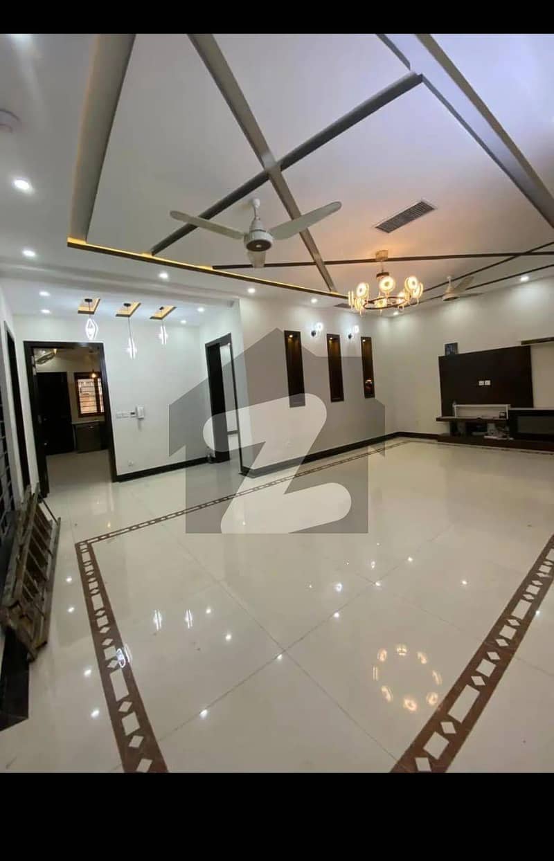 14 Marla Ground Portion Available For Rent G-13/3 14 Marla Ground Portion Available For Rent G-13/3