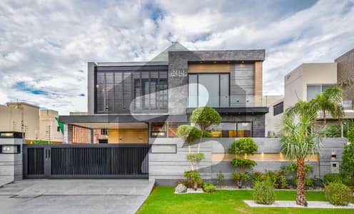 1 KANAL AESTHETICALLY DESIGNED HOUSE FOR SALE NEAR MCDONLD'S