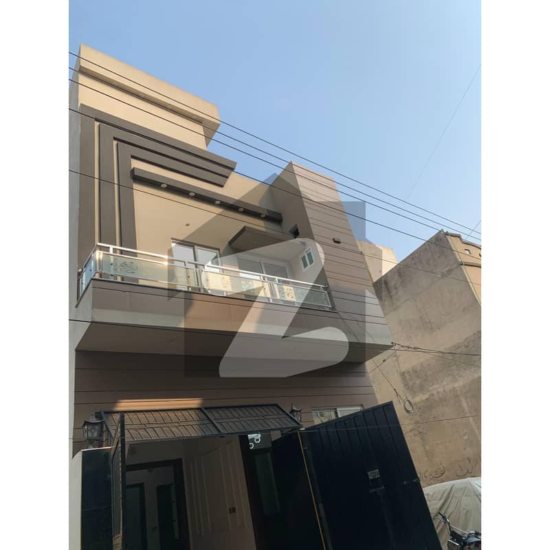 سبزہ زار سکیم ۔ بلاک پی سبزہ زار سکیم,لاہور میں 3 کمروں کا 3 مرلہ مکان 2.0 کروڑ میں برائے فروخت۔ سبزہ زار سکیم ۔ بلاک پی سبزہ زار سکیم,لاہور میں 3 کمروں کا 3 مرلہ مکان 2.0 کروڑ میں برائے فروخت۔