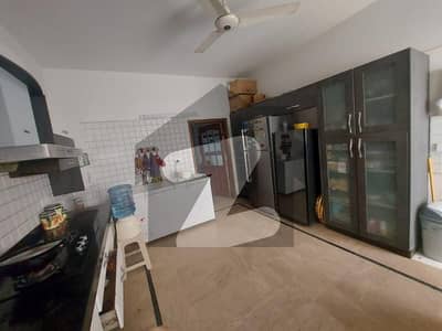 500 YARDS REAR BUNGALOW AVAILABLE FOR SALE