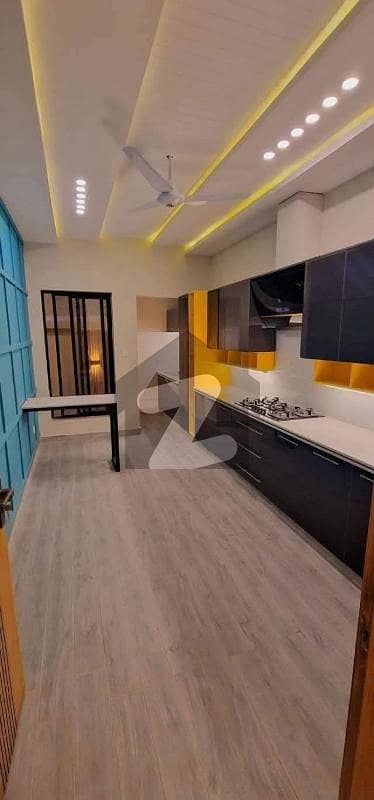 7 Marla Luxury Designer House For Sale In Umer Block