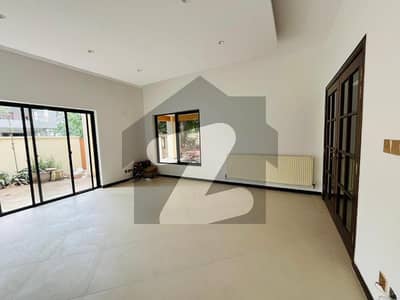 500 Square Yards House For Sale In F-7/1 Islamabad