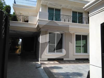 LOWER PORTION FOR RENT IN F-8