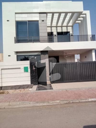 LUXURIOUS LIVING OWNER BUILD HOUSE 8 MARLA HOUSE FOR SALE PHASE 3 GOOD LOCATION REAL PICTURE MORE DETAILS CONTACT ME LUXURIOUS LIVING OWNER BUILD HOUSE 8 MARLA HOUSE FOR SALE PHASE 3 GOOD LOCATION REAL PICTURE MORE DETAILS CONTACT ME