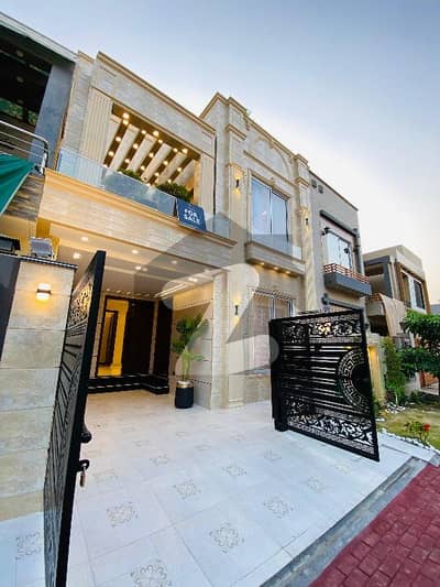 Victorian Design 5Marla Brand New Ultra Luxurious House For sale in Sector EBahria town Lahore Victorian Design 5Marla Brand New Ultra Luxurious House For sale in Sector EBahria town Lahore