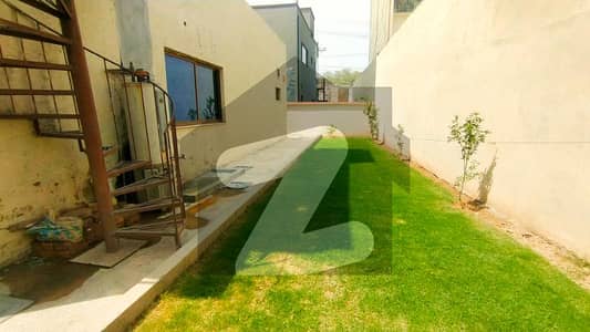 عسکری 6 پشاور میں 7 کمروں کا 1 کنال مکان 1.7 لاکھ میں کرایہ پر دستیاب ہے۔