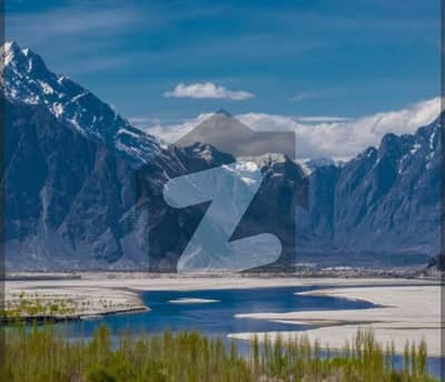 سیدپرا روڈ سکردو میں 18 کنال کمرشل پلاٹ 1.27 کروڑ میں برائے فروخت۔