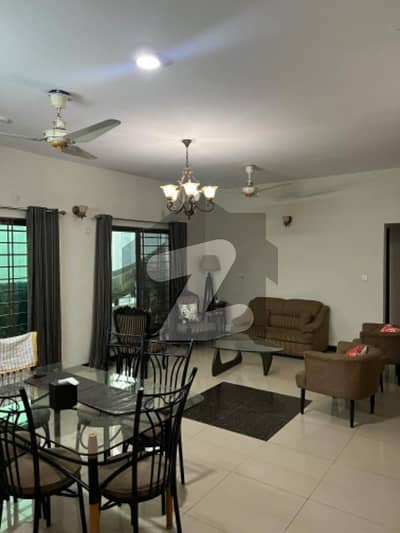 MAIN CANTT ASKARI-1 APARTMENT AVAILABLE FOR RENT WITH 3-BEDROOMS DRAWING DINING TV LOUNGE KITCHEN STORE SERVANT ETC AVAILABLE FOR RENT MAIN CANTT ASKARI-1 APARTMENT AVAILABLE FOR RENT WITH 3-BEDROOMS DRAWING DINING TV LOUNGE KITCHEN STORE SERVANT ETC AVAILABLE FOR RENT