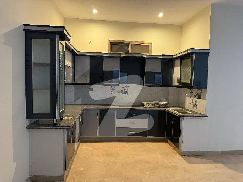FRESH BOOKING THREE BED D/D PORTION FRESH BOOKING THREE BED D/D PORTION