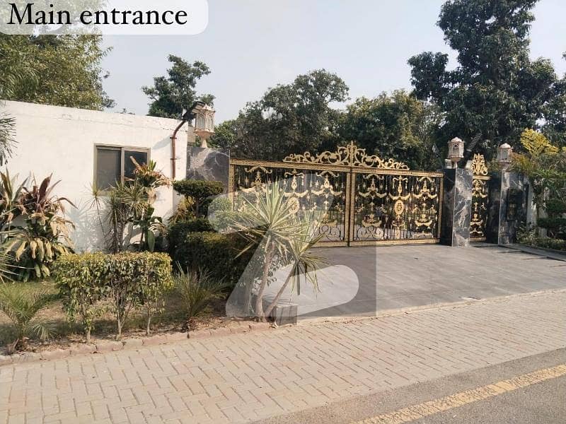Crown Of Sukh Chayn Gardens Crown Of Sukh Chayn Gardens